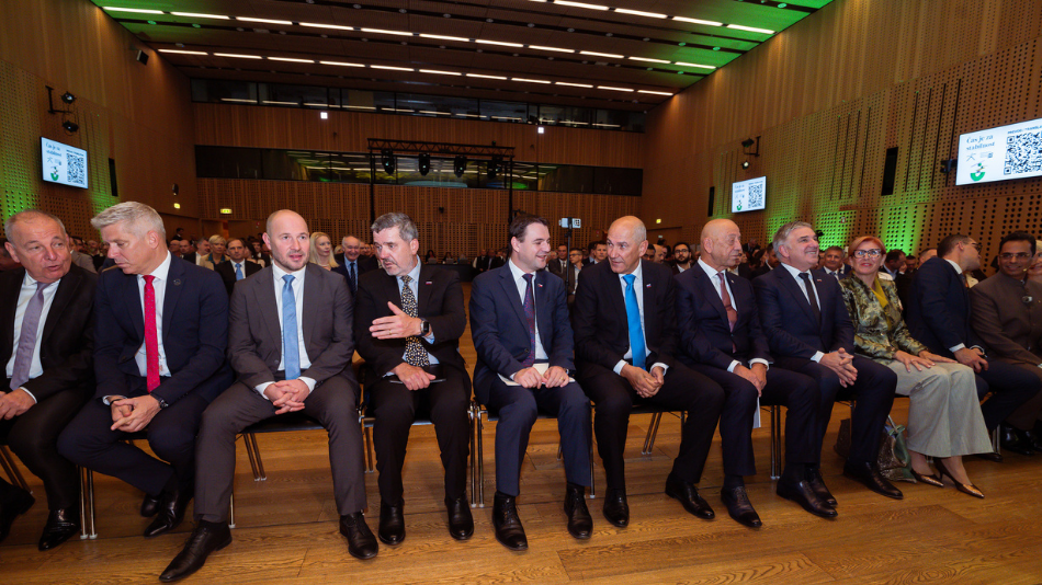 Vrh slovenskega gospodarstva: Slovenija ve, kaj potrebuje za razvoj. Zdaj je čas za konkretne ukrepe – pomembna bo odločitev o interventnem zakonu za razvoj Slovenije